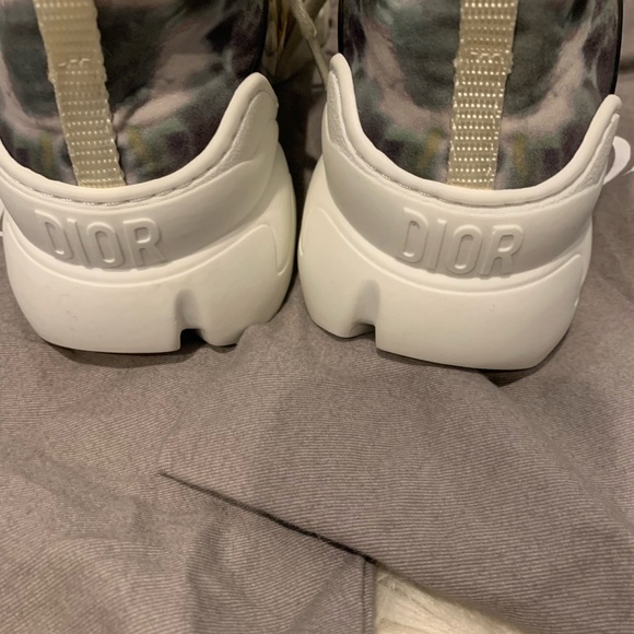 RARE !New Dior floral print d-connect sneaker size 37 - Picture 3 of 4